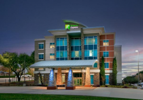 Holiday Inn Express & Suites North Dallas at Preston by IHG